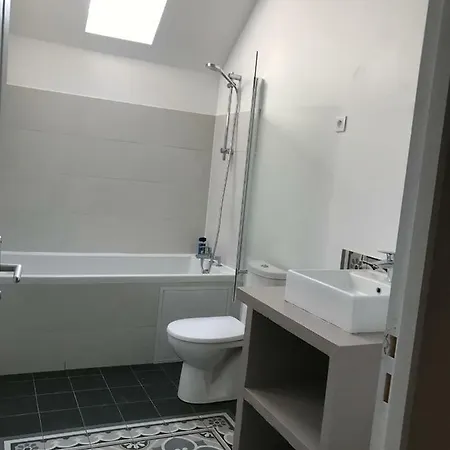 Chateau La Fontaine Holiday home Fronsac (Gironde)